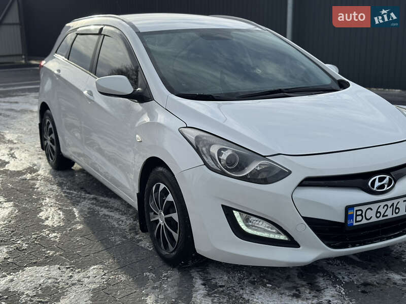 Универсал Hyundai i30 2013 в Самборе фото 2 Универсал Hyundai i30 2013 в Самборе
