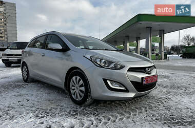 Универсал Hyundai i30 2013 в Житомире