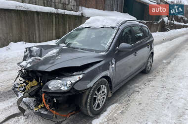 Универсал Hyundai i30 2010 в Киеве