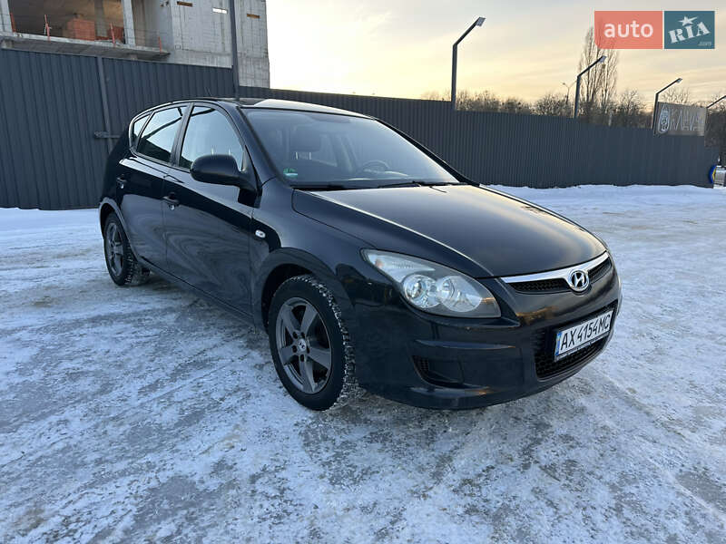 Hyundai i30 2010