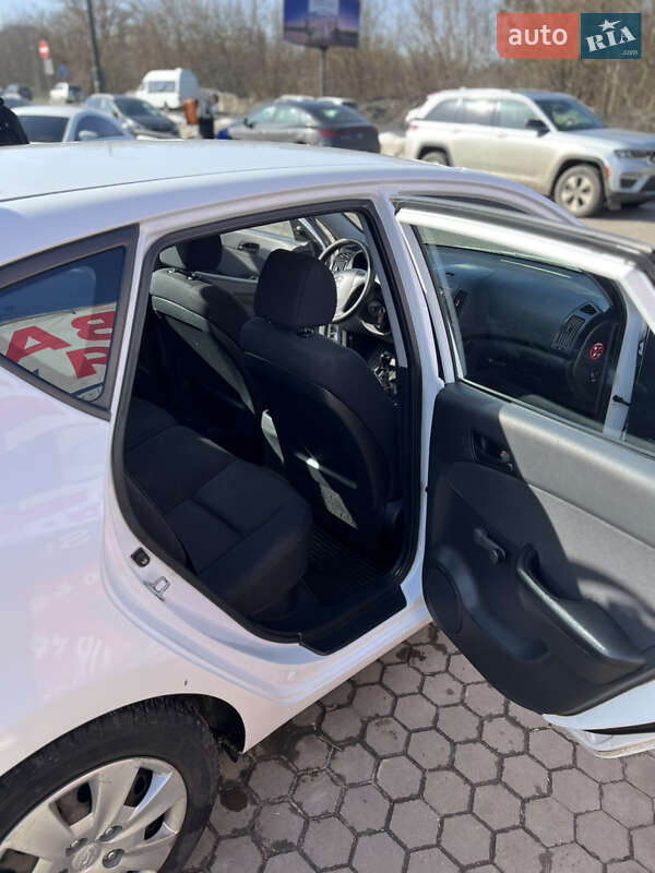 Хэтчбек Hyundai i30 2007 в Луцке