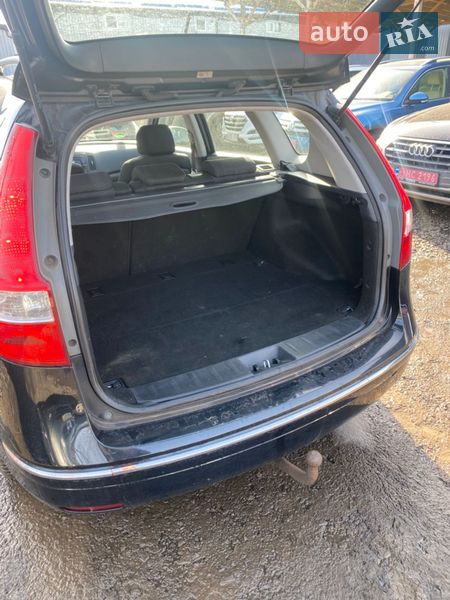 Универсал Hyundai i30 2009 в Луцке