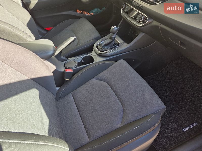 Универсал Hyundai i30 2021 в Киеве