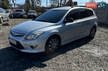 Универсал Hyundai i30 2010 в Луцке