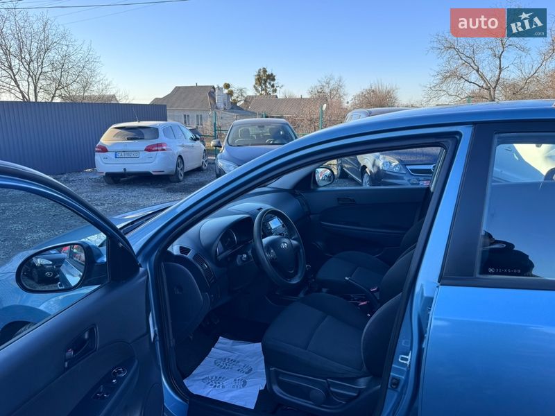 Хэтчбек Hyundai i30 2007 в Звенигородке
