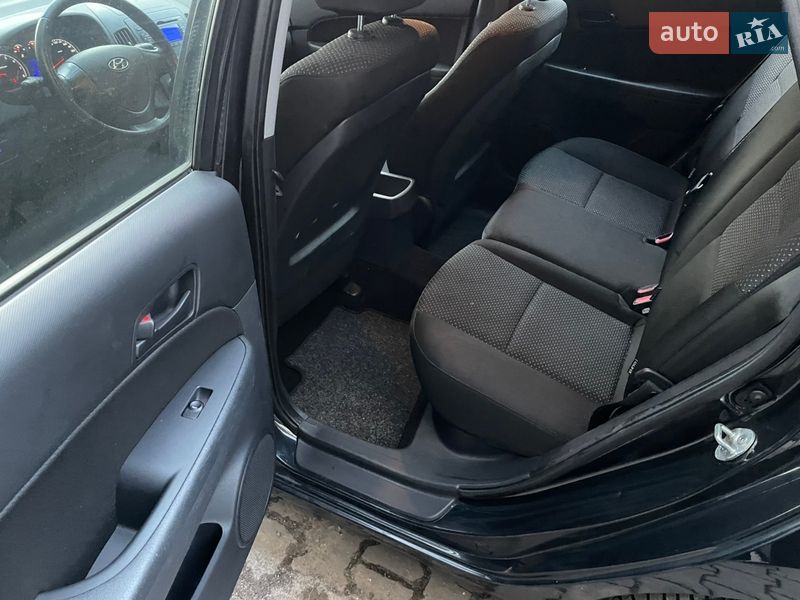 Хэтчбек Hyundai i30 2009 в Хмельницком