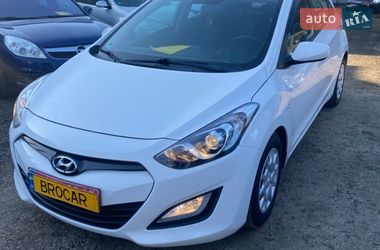 Хэтчбек Hyundai i30 2014 в Луцке