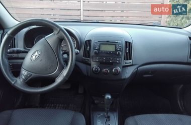 Хэтчбек Hyundai i30 2010 в Ужгороде