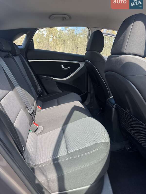 Хетчбек Hyundai i30 2013 в Житомирі