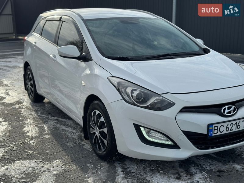 Hyundai i30 2013