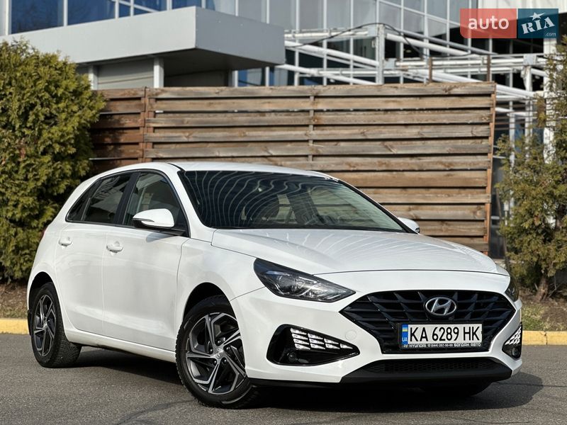 Hyundai i30 2021