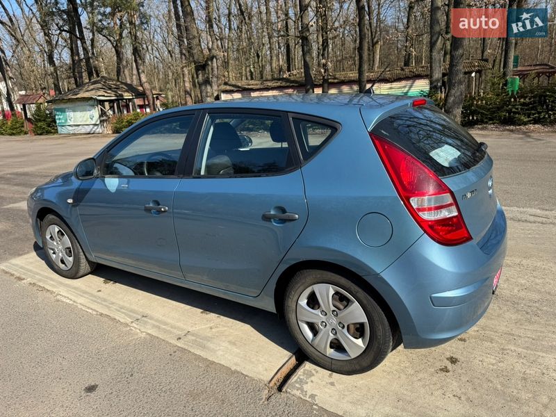 Хетчбек Hyundai i30 2010 в Луцьку
