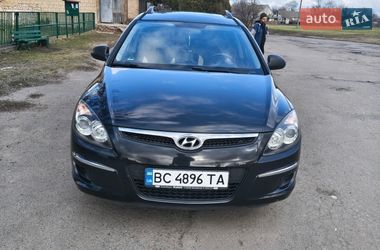 Універсал Hyundai i30 2009 в Великих Мостах