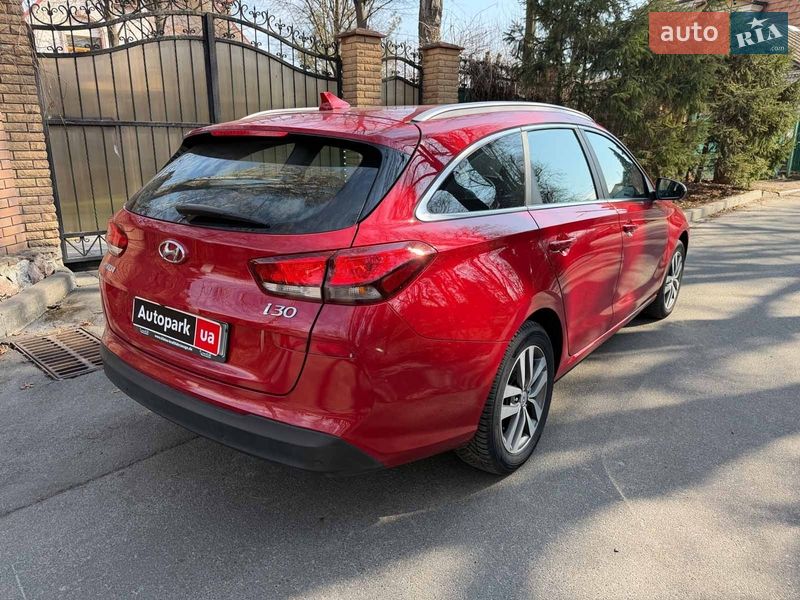 Универсал Hyundai i30 2020 в Киеве фото 6 Универсал Hyundai i30 2020 в Киеве