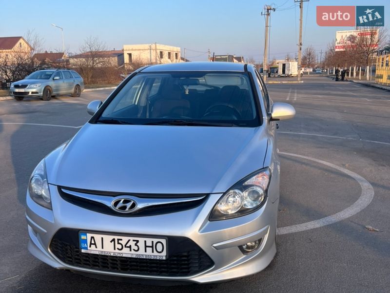 Хэтчбек Hyundai i30 2011 в Буче фото 6 Хэтчбек Hyundai i30 2011 в Буче