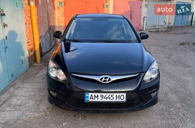Хетчбек Hyundai i30 2010 в Житомирі