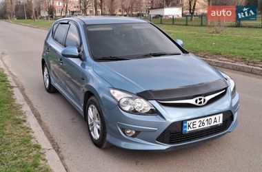 Хетчбек Hyundai i30 2010 в Кривому Розі