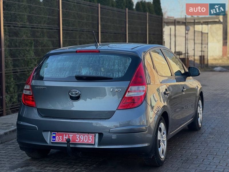 Хэтчбек Hyundai i30 2009 в Вознесенске