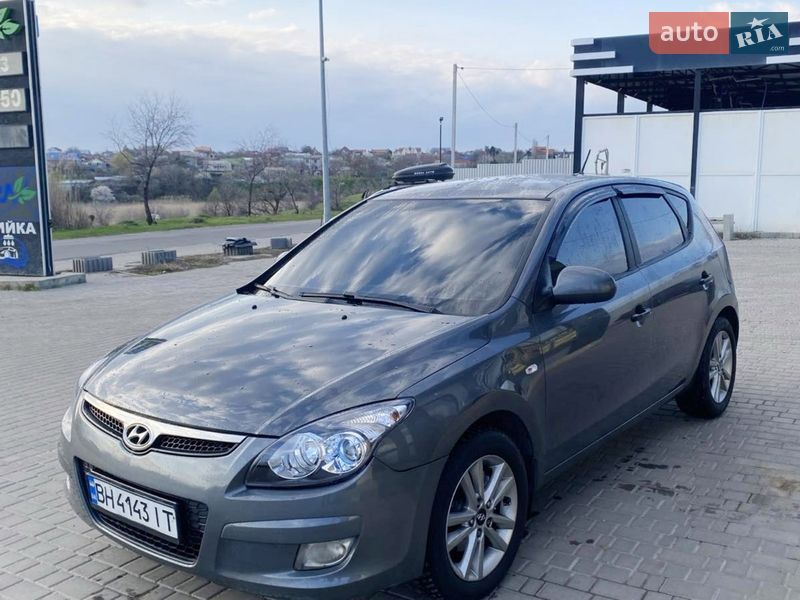Хэтчбек Hyundai i30 2008 в Одессе