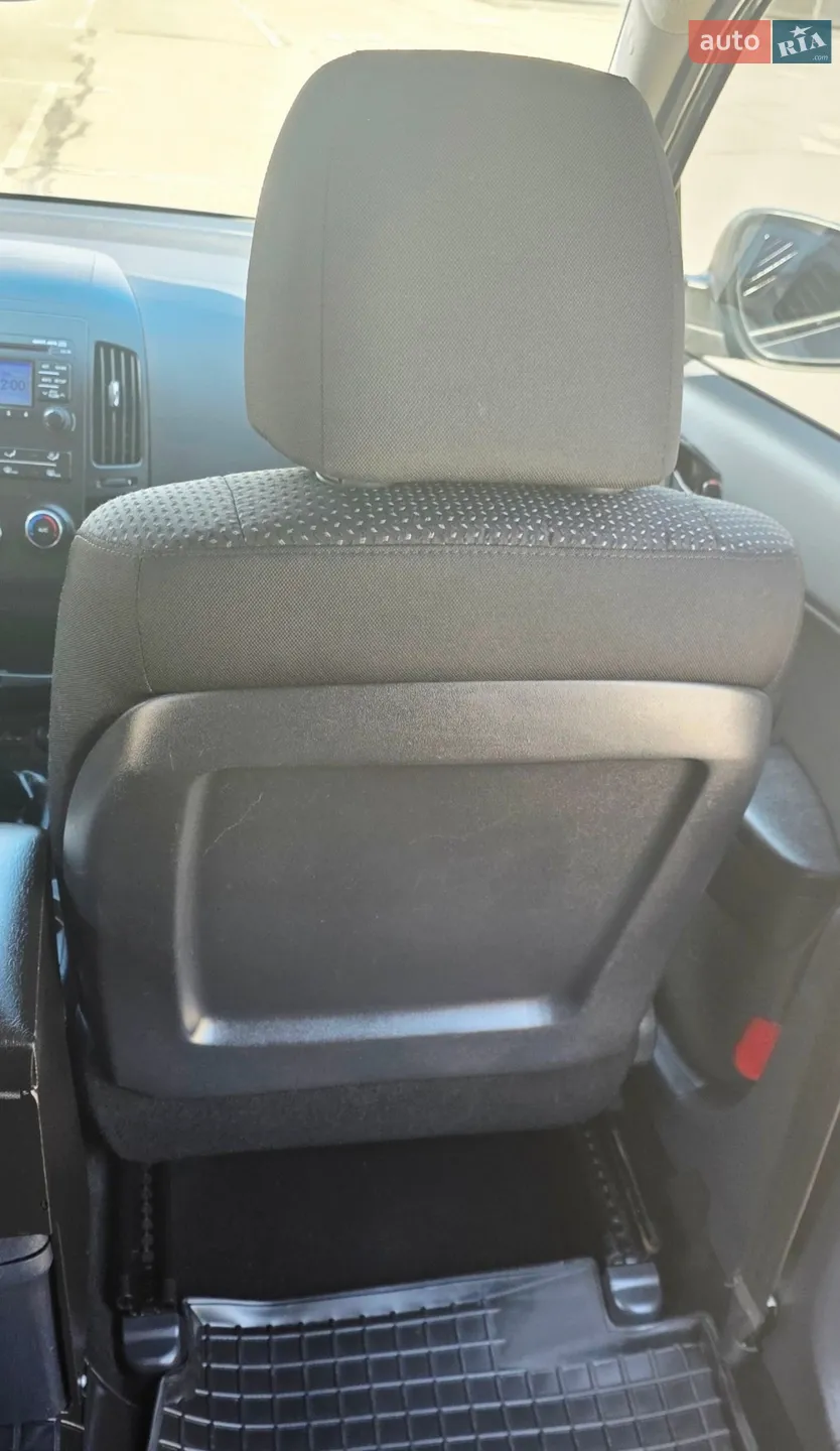 2011 Hyundai i30 - мініатюра 93