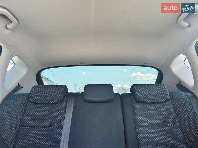 Хэтчбек Hyundai i30 2011 в Киеве фото 99 Хэтчбек Hyundai i30 2011 в Киеве