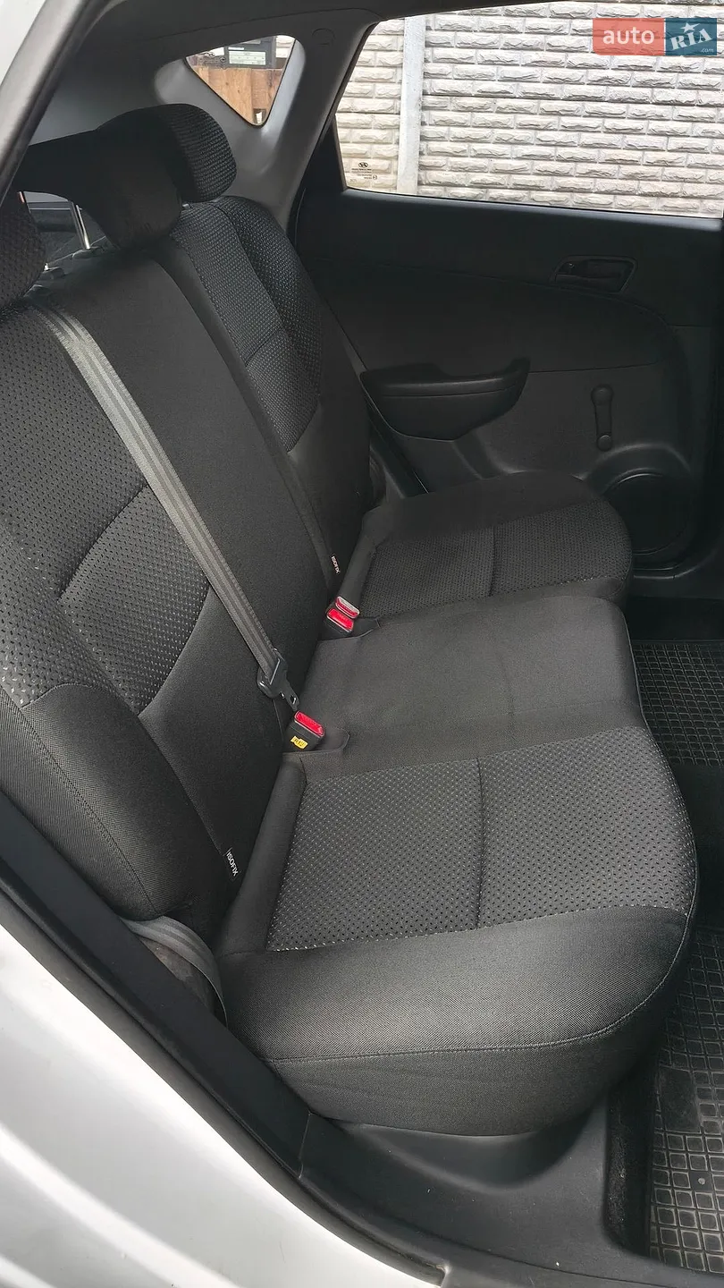 2011 Hyundai i30 - мініатюра 18