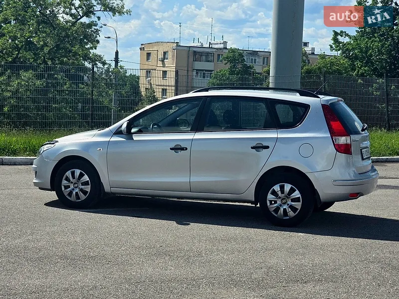 Hyundai i30 2009 VIN TMADB81TP9J005096 фото оголошення 8 з 64