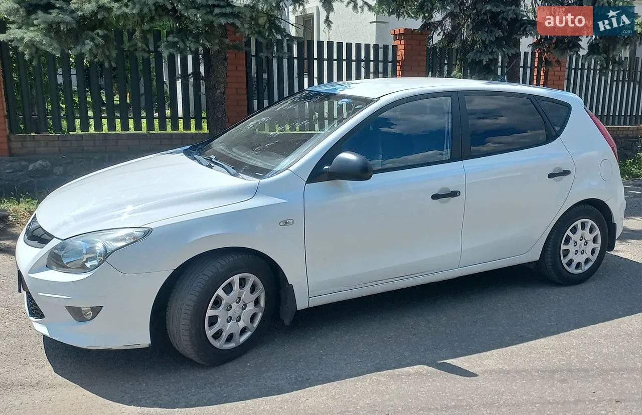 2010 Hyundai i30 - мініатюра 11