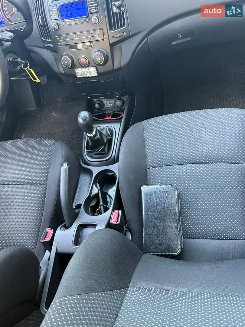 2011 Hyundai i30 - мініатюра 12