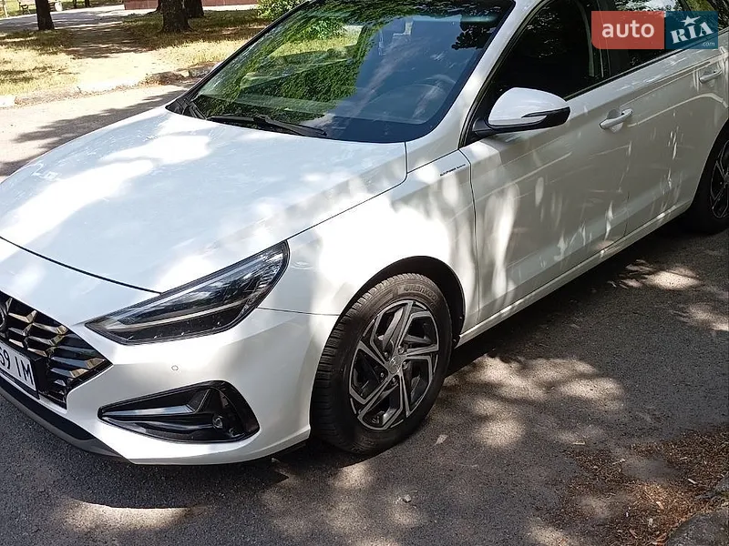 Hyundai i30 2021