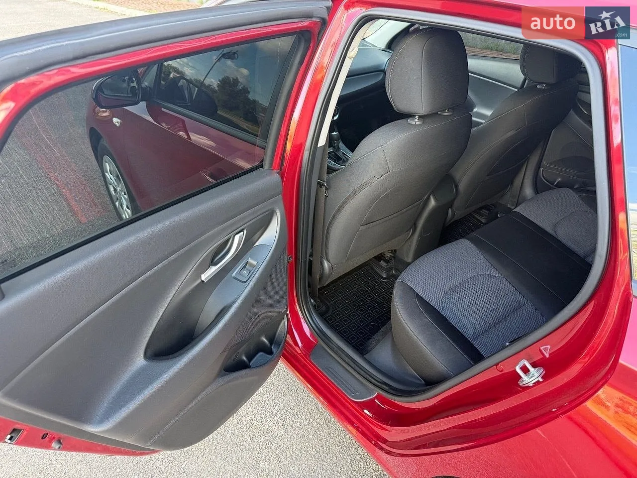 2020 Hyundai i30 - мініатюра 35