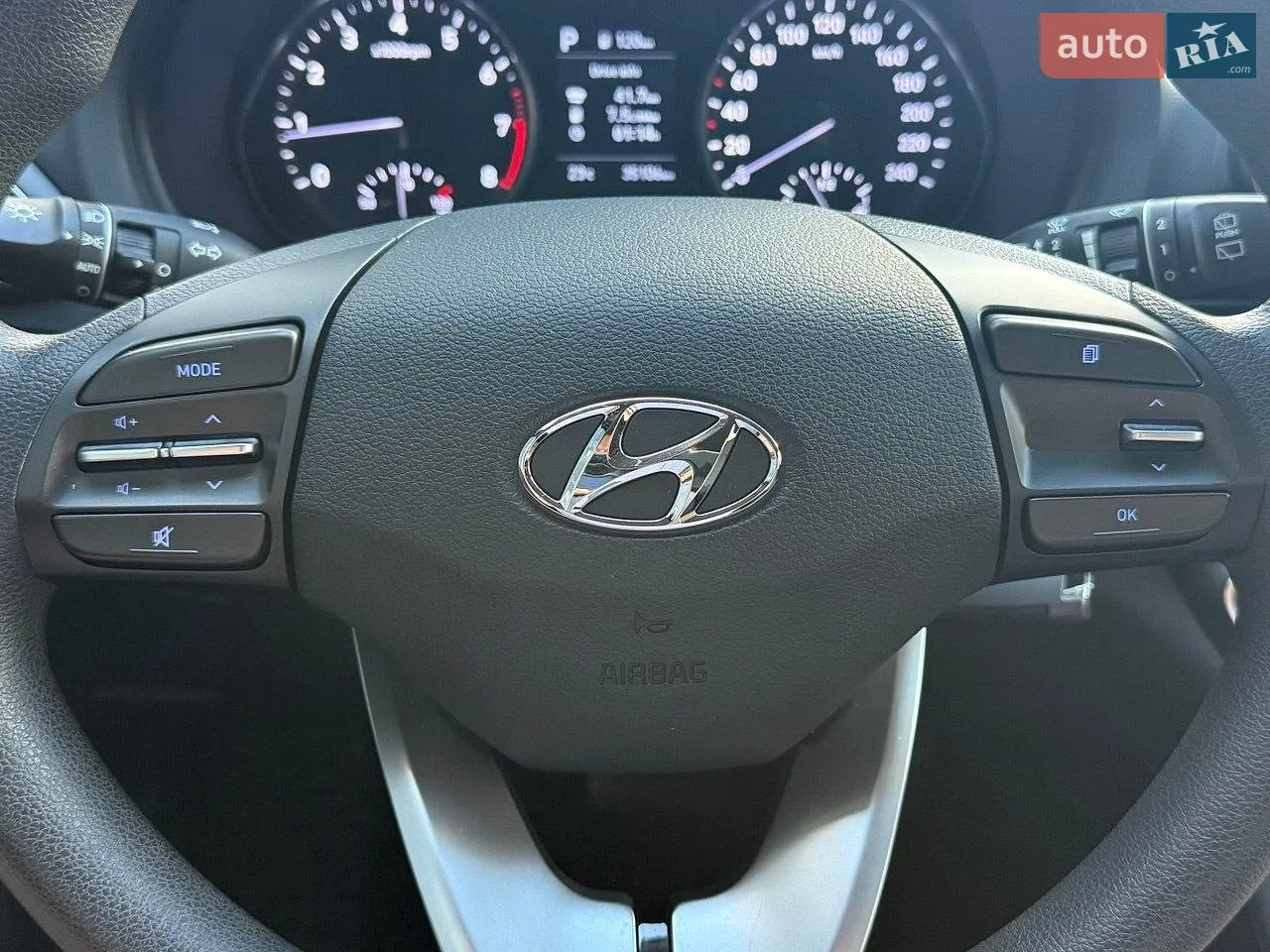 2020 Hyundai i30 - мініатюра 32