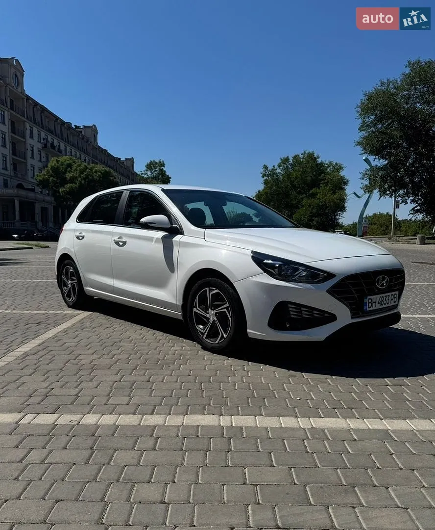 2021 Hyundai i30 - фото 1