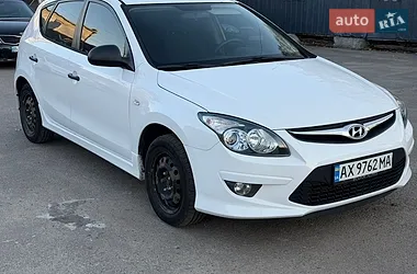 Hyundai i30 2011