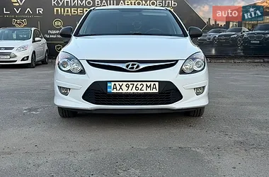 Hyundai i30 2011