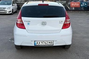 Hyundai i30 2011