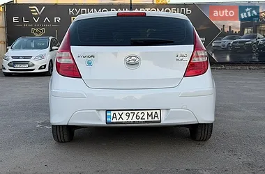 Hyundai i30 2011