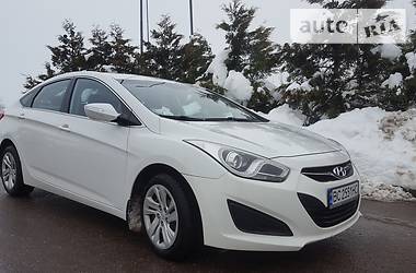 Седан Hyundai i40 2012 в Дрогобыче