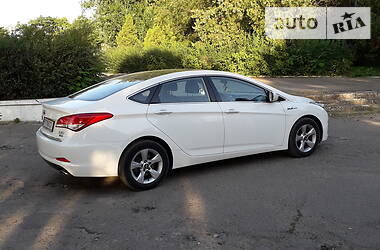 Седан Hyundai i40 2012 в Новой Каховке