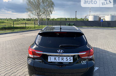 Універсал Hyundai i40 2013 в Івано-Франківську