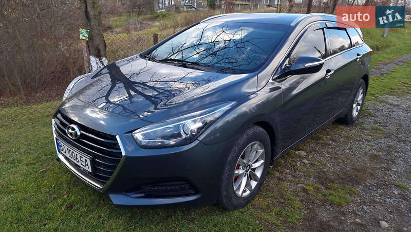 Универсал Hyundai i40 2015 в Черновцах
