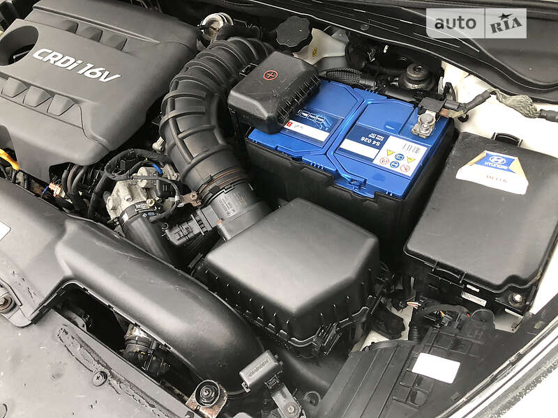 Універсал Hyundai i40 2014 в Тячеві