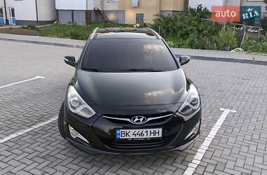 Универсал Hyundai i40 2011 в Дубно