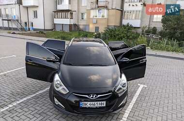 Универсал Hyundai i40 2011 в Дубно