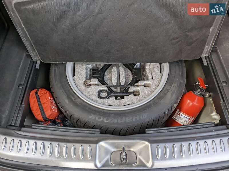 Универсал Hyundai i40 2011 в Дубно