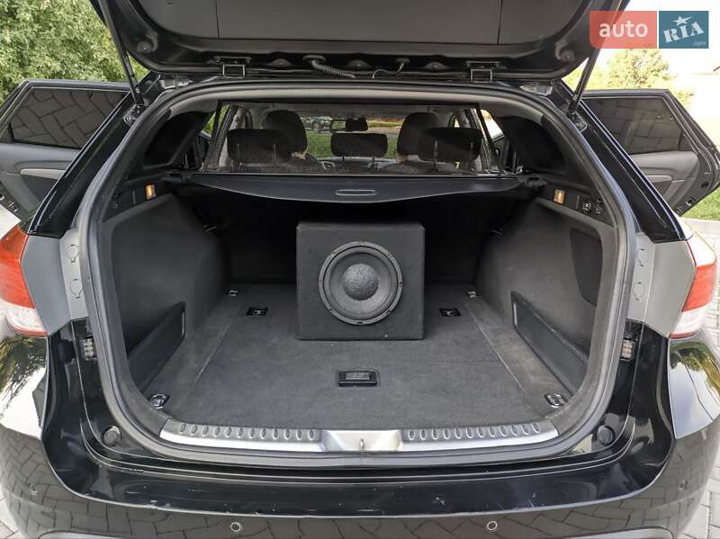 Универсал Hyundai i40 2011 в Дубно