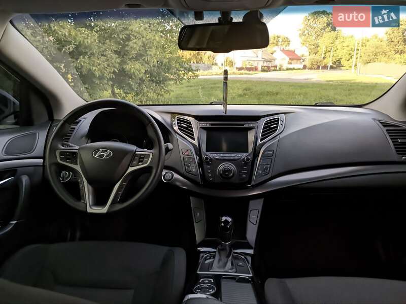 Универсал Hyundai i40 2011 в Дубно