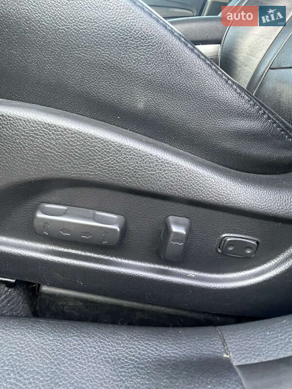 Универсал Hyundai i40 2011 в Маневичах
