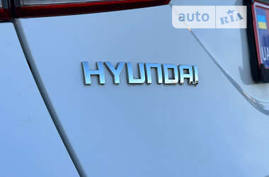 Универсал Hyundai i40 2013 в Нововолынске