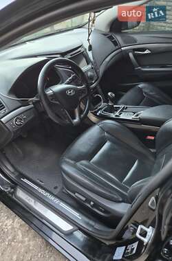 Универсал Hyundai i40 2011 в 